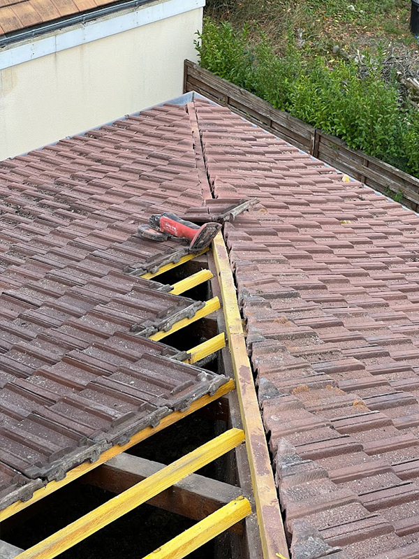 Artisans couvreurs à Jouy-le-Moutier (95280) dans le Val d'Oise (95)